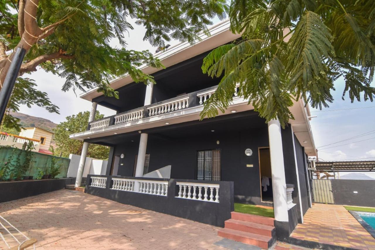 Empyrean Stay Ll 3Bhk Ll Black Horse Villa Ll Ac Ll Private Pool Ll Wifi II Lux Ll Lonavala Eksteriør billede