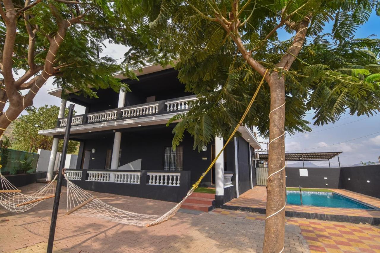 Empyrean Stay Ll 3Bhk Ll Black Horse Villa Ll Ac Ll Private Pool Ll Wifi II Lux Ll Lonavala Eksteriør billede