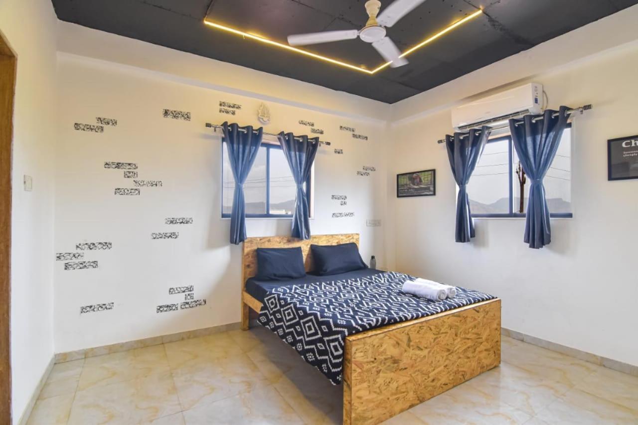 Empyrean Stay Ll 3Bhk Ll Black Horse Villa Ll Ac Ll Private Pool Ll Wifi II Lux Ll Lonavala Eksteriør billede