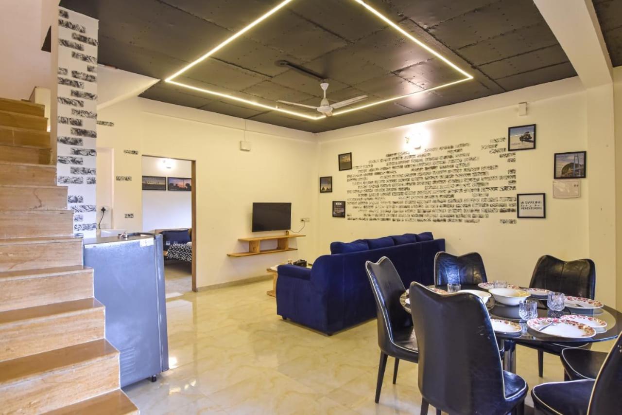 Empyrean Stay Ll 3Bhk Ll Black Horse Villa Ll Ac Ll Private Pool Ll Wifi II Lux Ll Lonavala Eksteriør billede